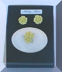 Click here to return to Gift Set Yellow.
