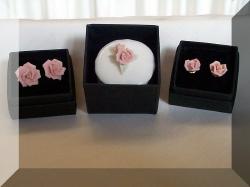 Click here to return to Pink Gift Set.