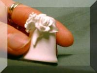 Click here to return to Whitware Thimble.